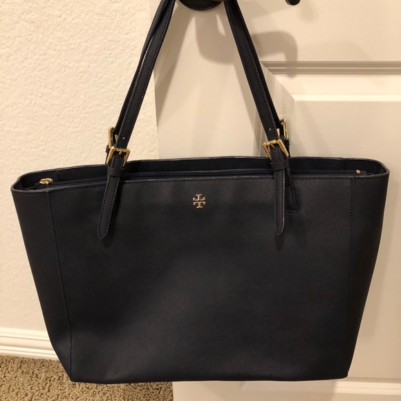 Tory Burch Handbags - Tory Burch York tote - large